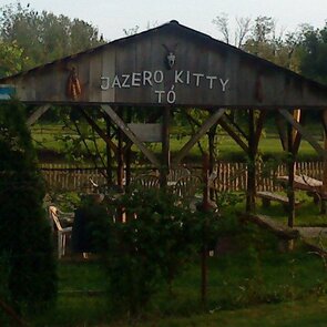 Jazero (tó) a mini ZOO Kitty, Čičov