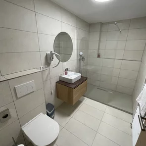 Spirit apartments ***