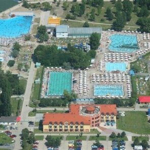 Termální lázně Štúrovo aquapark koupaliště wellness