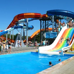 Termální lázně Štúrovo aquapark koupaliště wellness