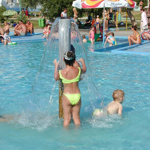 Termální lázně Štúrovo aquapark koupaliště wellness