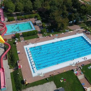 Veľký Meder Plavecký bazén 50m