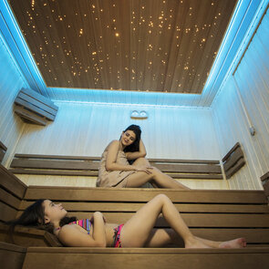 wellness obsahuje fínska sauna, bylinková, soľná, parná Veľký Meder (bývalé Čalovo)